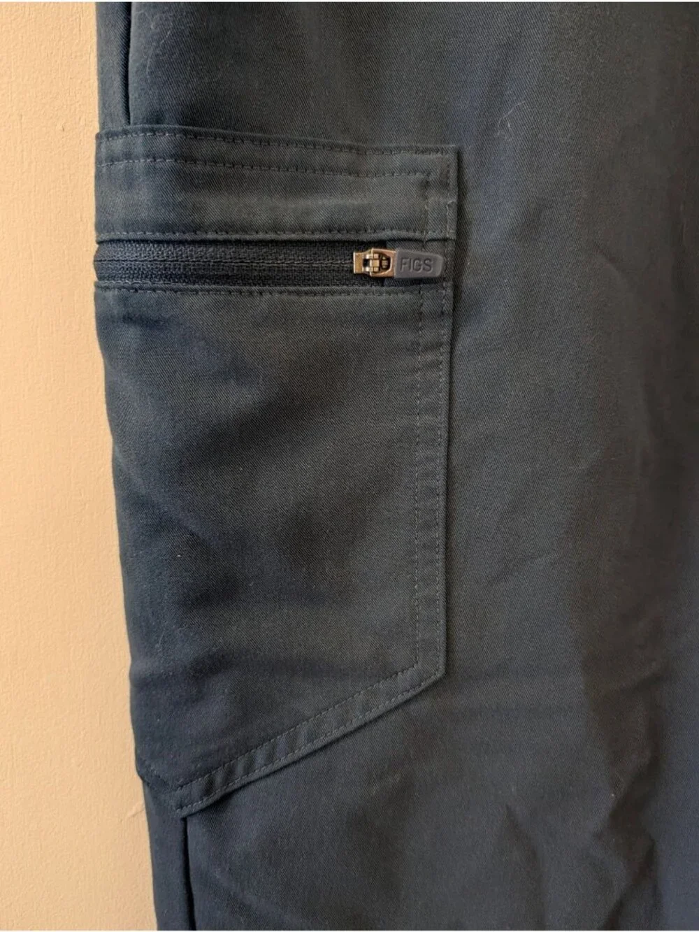 Figs Navy Blue Jogger Scrub Pants With Drawstring Waist & Multiple Pockets For M